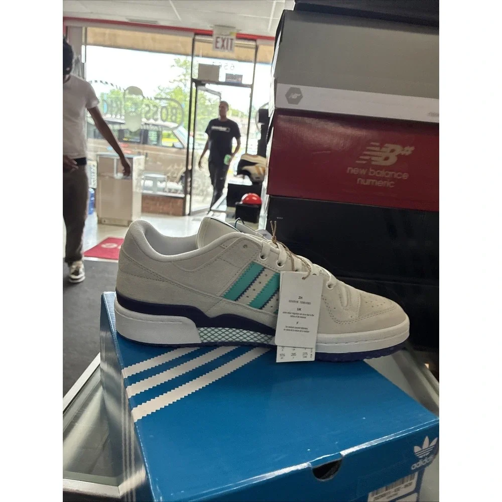 Adidas Forum 84 Low ADV Original RETRO COLORS HP9093 White Suede SZ 10.5 New
